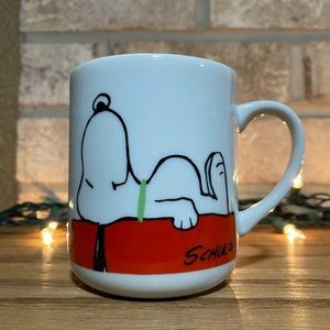 Peanuts Vintage Snoopy Red Doghouse Coffee Mug Cup